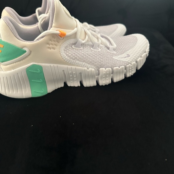 Nike Woman’s METCON - Picture 5 of 6